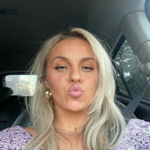 Meet your Posher, Kendra